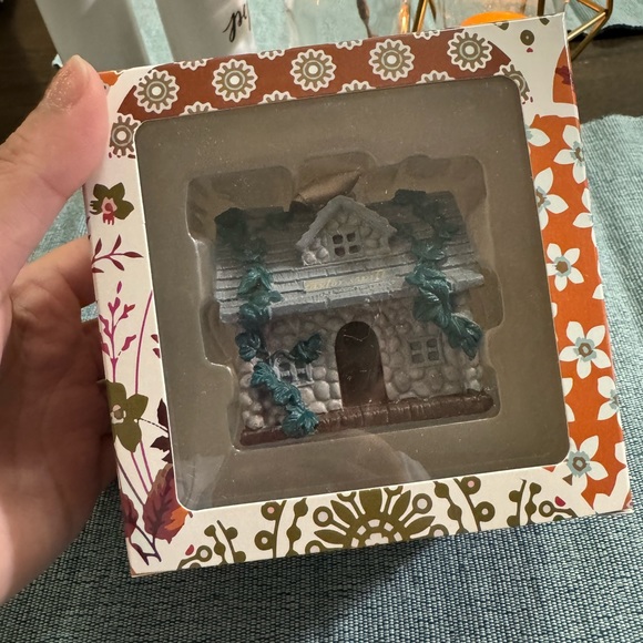 Taylor Swift Evermore House of Stone Cabin Ornament - Picture 5 of 8